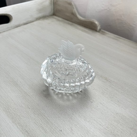 HOFBAUER CRYSTAL CO. SWAN LIDDED TRINKET OR RING BOX - Picture 1 of 7